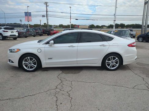 Used 2016 Ford Fusion Energi Titanium w/ Driver Assist Package FWD image 5