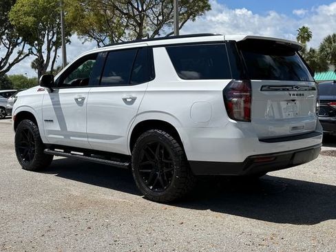 Used 2021 Chevrolet Tahoe Z71 w/ Z71 Signature Package image 5