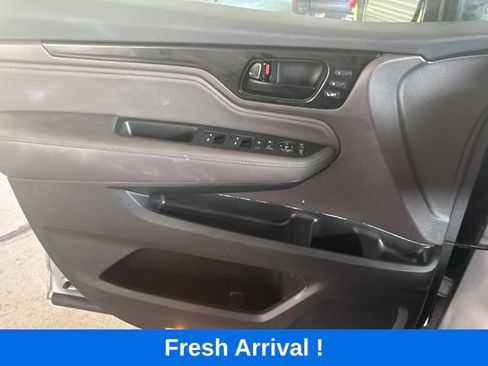 Used 2024 Honda Odyssey Elite image 12