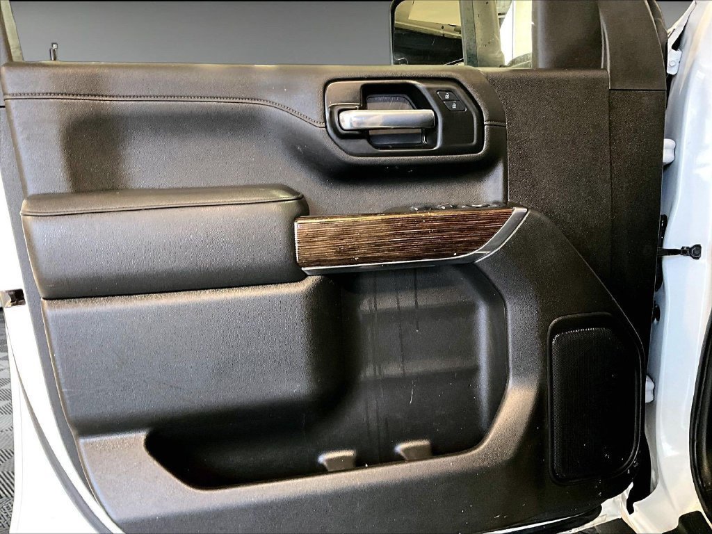 Used 2022 GMC Sierra 2500 SLE w/ SLE Value Package; AWD/4WD image 9