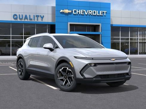 New 2026 Chevrolet Equinox EV LT image 7