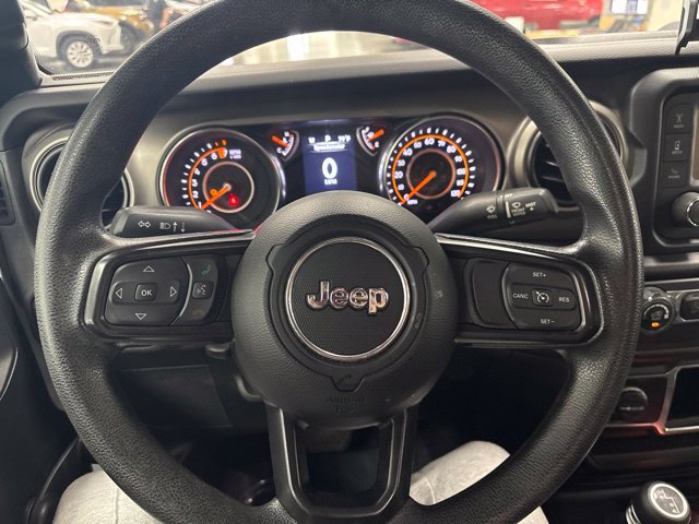 Used 2021 Jeep Gladiator Sport w/ Trailer Tow Package AWD/4WD image 15
