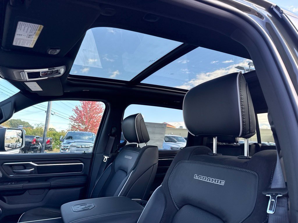 New 2027 RAM 1500 Laramie AWD/4WD image 16