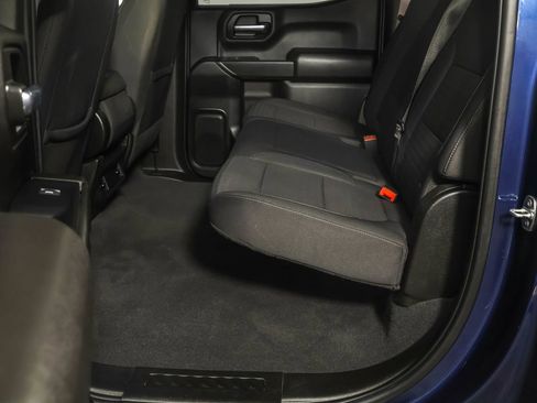 Used 2022 Chevrolet Silverado 1500 Custom w/ Safety Confidence Package AWD/4WD image 36