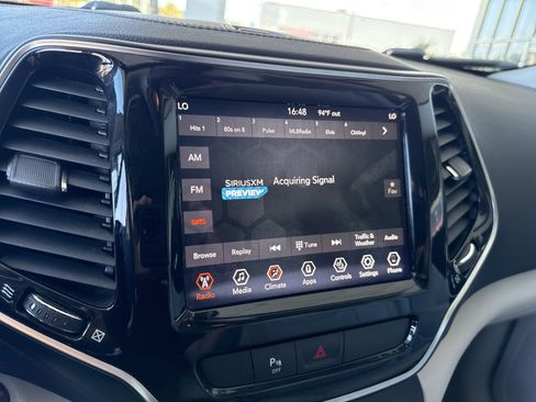 Used 2019 Jeep Cherokee Limited AWD/4WD image 22