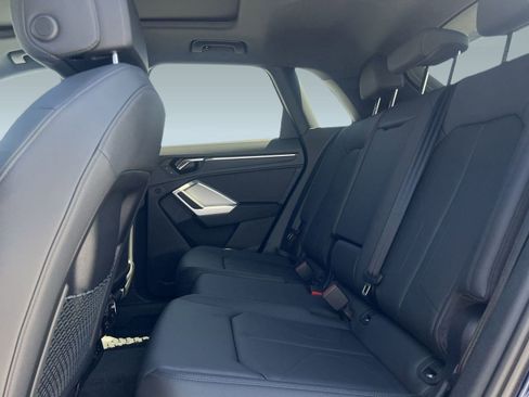 New 2025 Audi Q3 2.0T Premium image 27