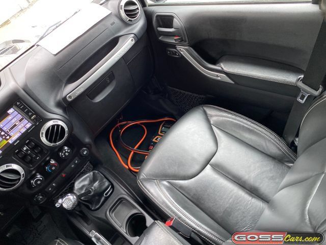 Used 2016 Jeep Wrangler Unlimited Rubicon AWD/4WD image 13