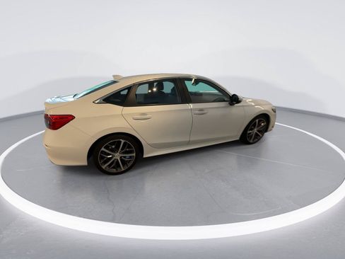 Used 2023 Honda Civic Touring image 8