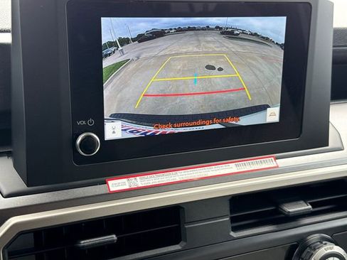 Used 2026 Toyota 4Runner SR5 AWD/4WD image 25