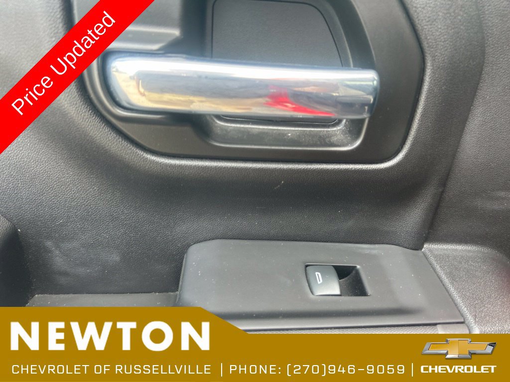 Used 2022 Chevrolet Silverado 1500 LT AWD/4WD image 34