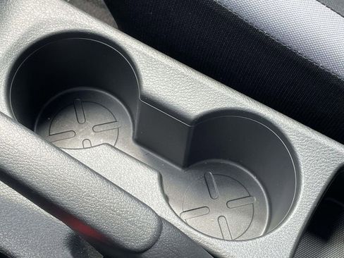 Used 2025 Nissan Versa S w/ S Plus Package image 29