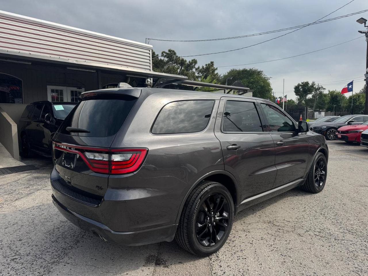 Used 2020 Dodge Durango R/T w/ Blacktop Package RWD image 5