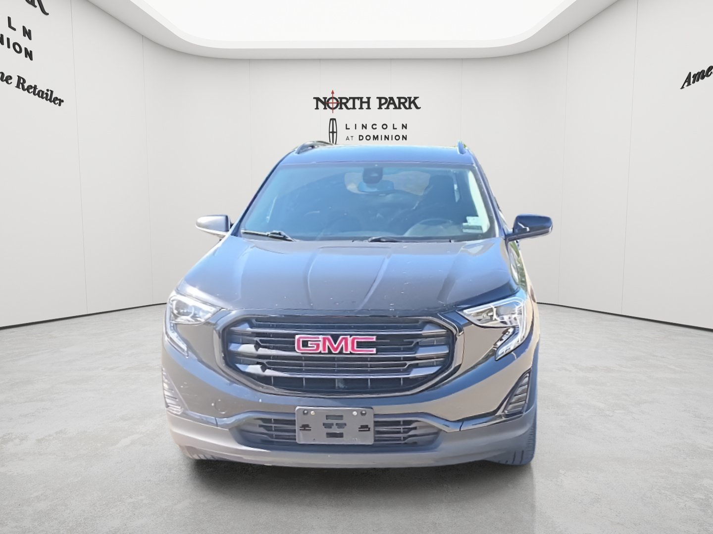 Used 2020 GMC Terrain SLE w/ Elevation Edition FWD image 8
