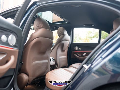 Used 2017 Mercedes-Benz E 300 image 21