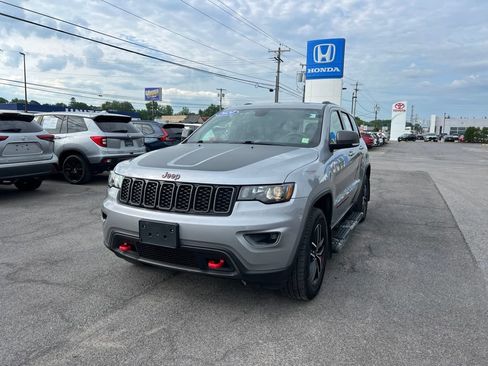Used 2020 Jeep Grand Cherokee Trailhawk AWD/4WD image 1