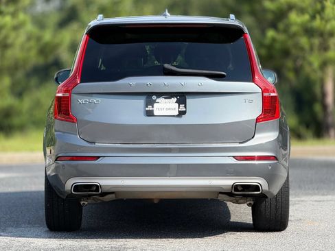 Used 2020 Volvo XC90 T5 Momentum w/ Protection Package FWD image 6