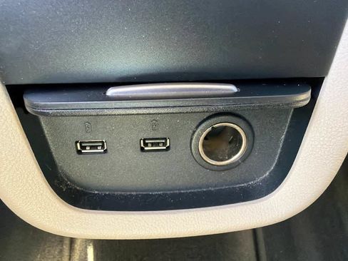 Used 2020 Lincoln Nautilus FWD w/ Equipment Group 101A image 10