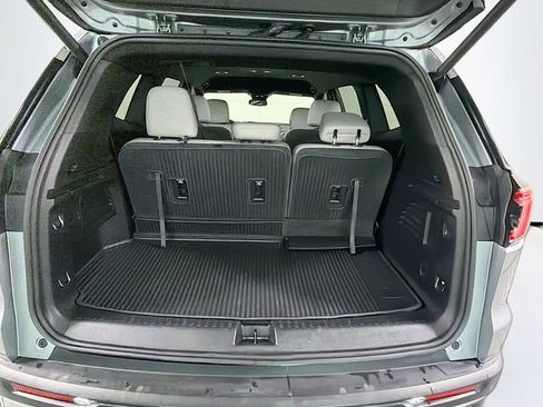 Used 2024 GMC Acadia Elevation w/ LPO, Cargo Package FWD image 28