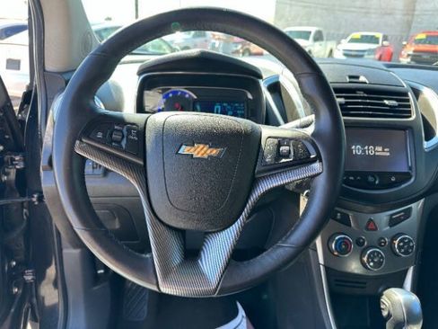 Used 2015 Chevrolet Trax LTZ FWD image 9