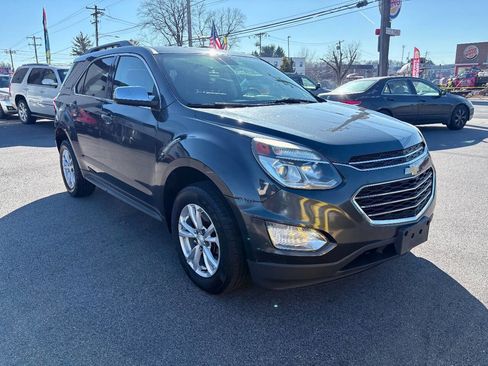 Used 2017 Chevrolet Equinox LT w/ Convenience Package image 8