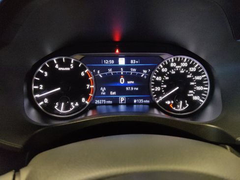 Used 2024 Nissan Altima 2.0 SR FWD image 23