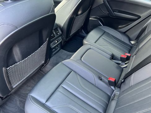 Used 2025 Audi Q5 2.0T Premium image 4