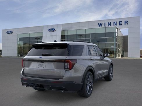 New 2026 Ford Explorer ST-Line w/ ST-Line Street Pack image 8