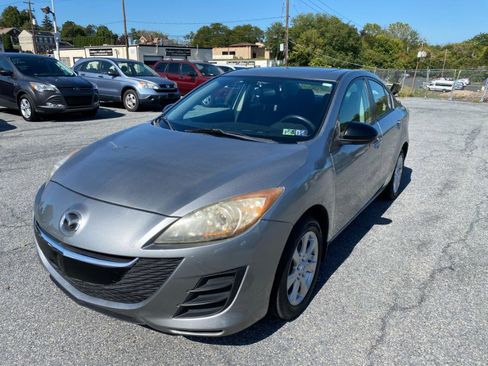 Used 2010 MAZDA MAZDA3 i Touring image 1