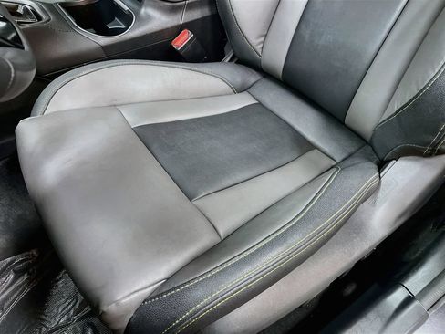 Used 2025 Subaru Outback Onyx Edition XT AWD/4WD image 19