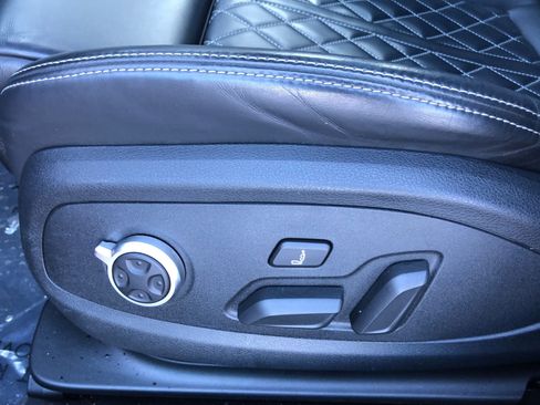 Used 2020 Audi S4 Premium Plus w/ Premium Plus Package image 14