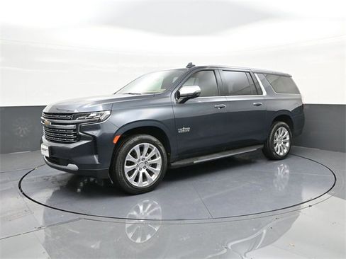 Used 2021 Chevrolet Suburban Premier w/ Premium Package image 1