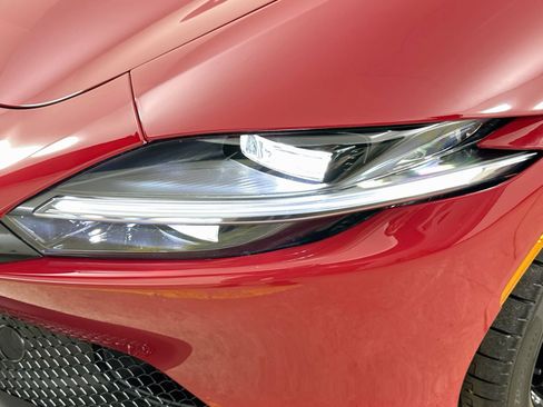 Used 2025 Ferrari Roma Spider RWD image 53