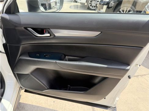 Used 2018 MAZDA CX-5 Touring FWD image 32
