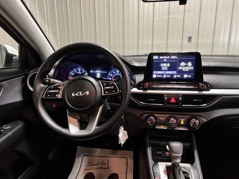 Used 2024 Kia Forte LXS image 28