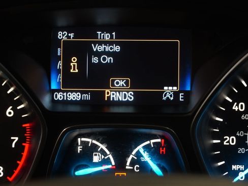 Used 2018 Ford Escape SE w/ SE Sport Appearance Package AWD/4WD image 4