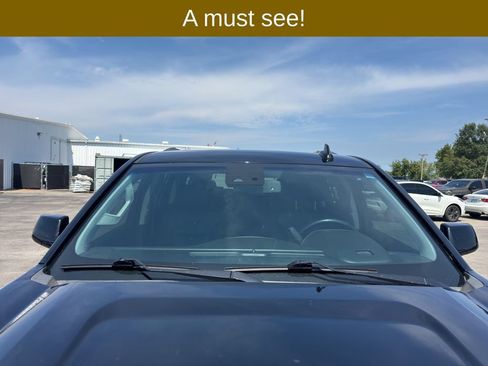 Used 2020 GMC Yukon XL SLT AWD/4WD image 25