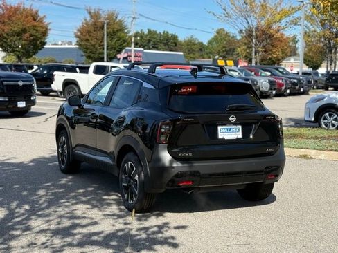 New 2026 Nissan Kicks SV w/ SV Premium Package image 6
