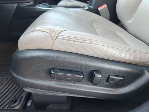 Used 2016 Honda CR-V EX-L image 23