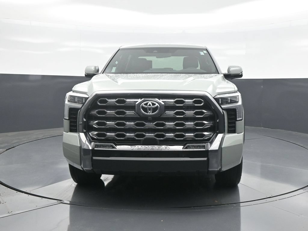 Used 2024 Toyota Tundra Platinum AWD/4WD image 2