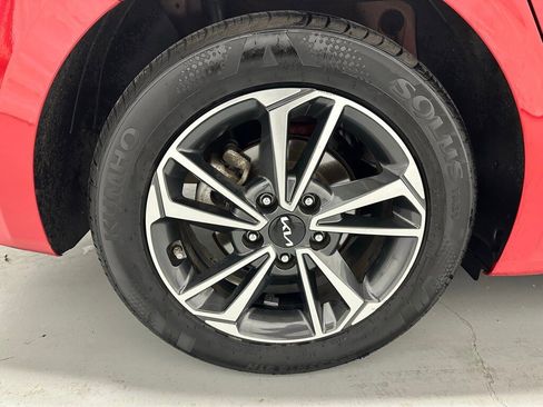 Used 2024 Kia Forte LXS image 58