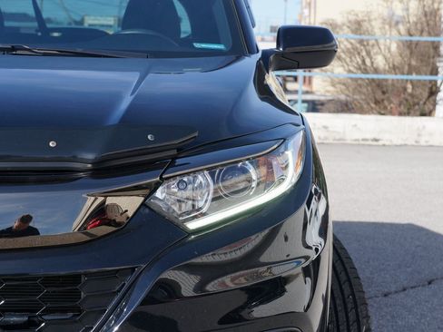 Used 2022 Honda HR-V Sport image 5