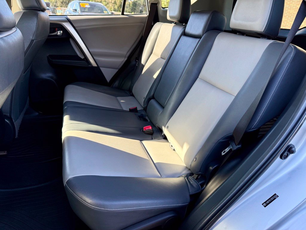 Used 2013 Toyota RAV4 Limited AWD/4WD image 21