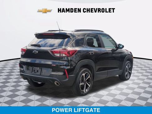 Used 2023 Chevrolet TrailBlazer RS w/ Sun and Liftgate Package AWD/4WD image 3