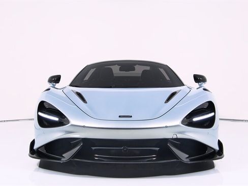 Used 2022 McLaren 765LT RWD image 3