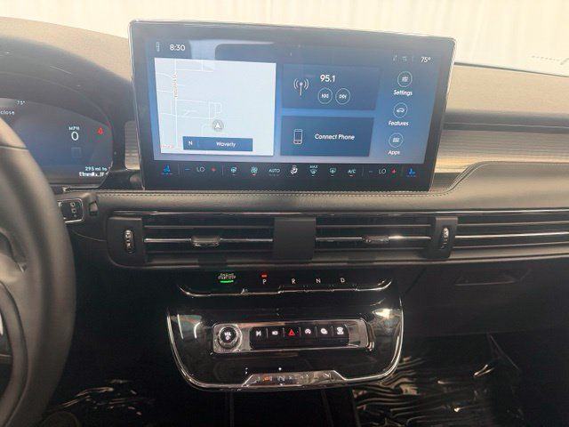 Used 2024 Lincoln Corsair AWD w/ Equipment Group 101A image 15