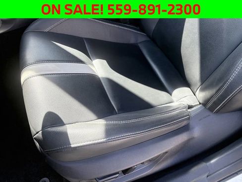 Used 2025 Toyota Camry SE w/ Convenience Package FWD image 10