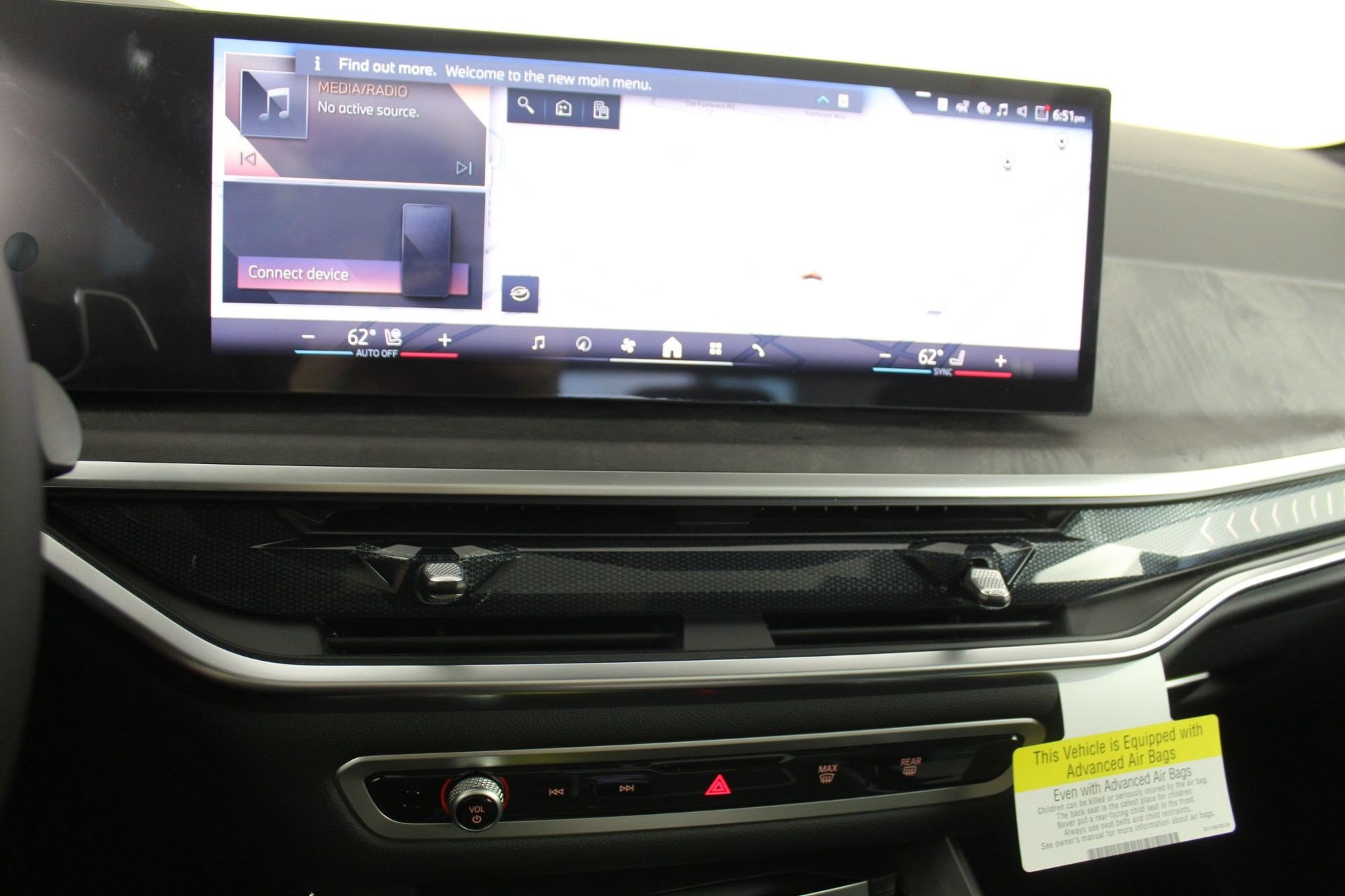 Used 2026 BMW X5 sDrive40i w/ Climate Comfort Package RWD image 29