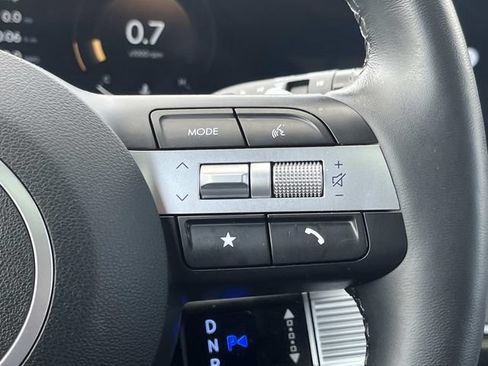 Used 2025 Hyundai Tucson Limited FWD image 32