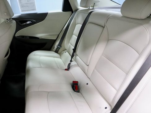 Used 2024 Chevrolet Malibu LT image 21