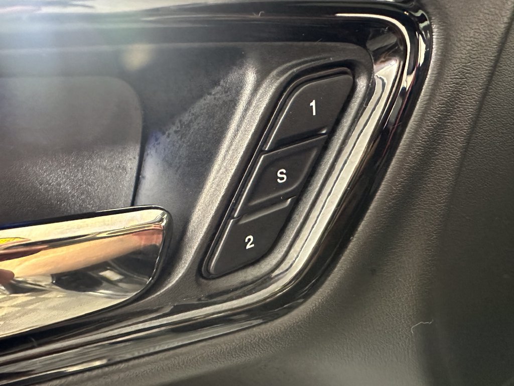 Used 2022 Dodge Durango R/T AWD/4WD image 19